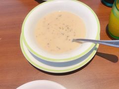 奶油蘑菇汤-萨莉亚意式餐厅(南京虹悦城店)