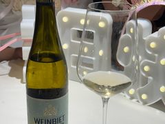 -MONICH牛排融合餐厅(和义大道购物中心店)