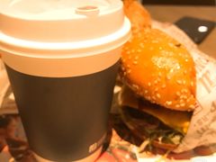 -The Habit Burger Grill 哈比特汉堡(复兴soho店)