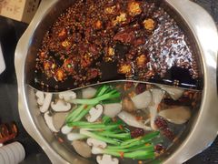 -仁虎老火锅(黄泥磅店)