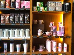 零售区-星巴克(宏汇国际广场店)
