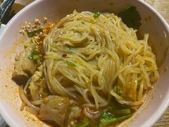 成都猪脚米线-付小姐在成都(五道口店)