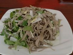 -溢心园香河肉饼总店