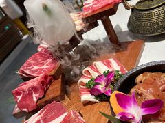 黑牛烧肉阶梯拼盘-红沃鳗鱼黑牛烤肉店(不老街店)