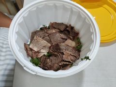 -钢阳酸菜红烧牛肉面(季乐路店)