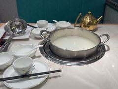 -粤顺渔坊·中山脆肉鲩火锅(清湖店)