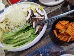 -鸡遇虾煲干锅火锅(小寨金莎店)
