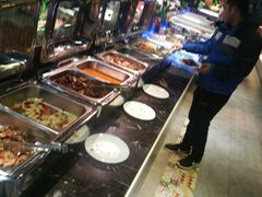 自助取餐区-汉釜宫自助烤肉火锅(大庆路店)