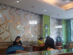大堂-香港新记茶餐厅(湖墅南路店)