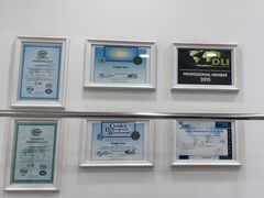 -布瑞琳洗衣(西堤红山店)