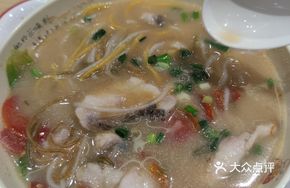 Five-Grain Tomato Fish Noodles