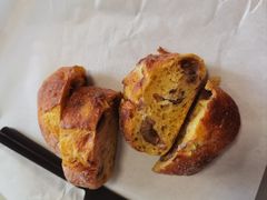 贝贝南瓜板栗洛代夫-PAOPAO Bakery&Café(港汇店)