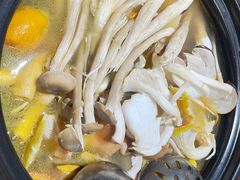 -菌之家·专业纯野生菌火锅·特色炒菌