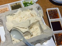 -95号酱骨·一块豆腐(展春园西路店)