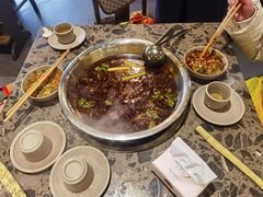 -肖肖酸萝卜鱼火锅(总店)