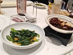 -梅花香里大酒店(郁金香路店)