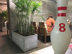 -HIGH FIVE哈福手工汉堡(桂林路店)