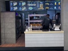 -荀记肉夹馍(三八家乐福店)