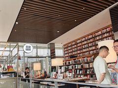 -茑屋书店(天目里店)