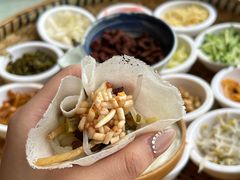 -包整·丝娃娃(一览甲秀楼风景店)