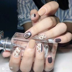 -蔓晨美甲工作室