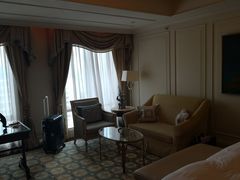 -广州富力丽思卡尔顿酒店