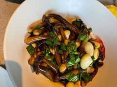 炒小黑鸡枞-半山腰·云南菜(侨福芳草地店)