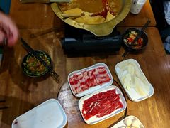 -天成·潮州牛肉脆肉鱼生蚝自助火锅