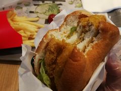 双层鸡腿堡-麦当劳(总统大酒店店)