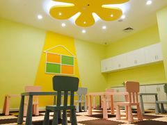 -爱萌盟婴童成长中心(泛悦店)