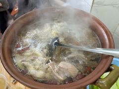 -威邵鸡煲(西华路总店)