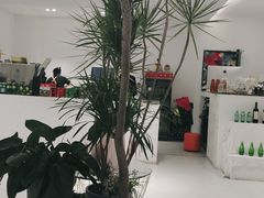 -伊诺咖啡(东川路店)