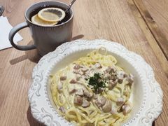 -玛格萝妮比萨屋(四平店)