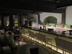 -穹六人间 people 6(岳阳路店)