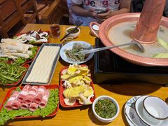 -民食香·腊排骨野生菌美食(木府店)