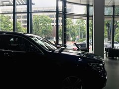 -上海星瀚奔驰4S店(红柳路店)