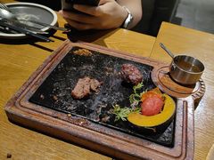 -西语炭烧牛排·西厨(石龙店)