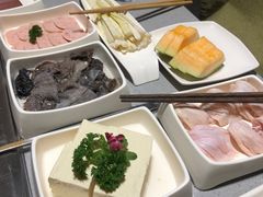 -海底捞火锅(海宁路店)