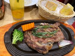 -海维克牛排馆HIGHWIC(右岸环宇坊店)