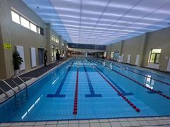 -鲸灵公元游泳中心