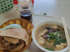 -洪峰浩老北京烧饼夹肉(角门路店)