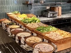 -华邑酒店·鲜艳全日自助餐厅