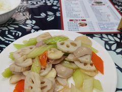 水中鲜-太湖好灶头土菜馆(石公路店)