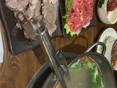 -乡土黄·鲜牛肉火锅·小龙虾(兴业街店)