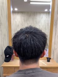-首脑美发沙龙