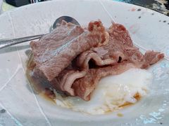 温泉蛋泡石烤牛肉-天狗山料理(省体店)