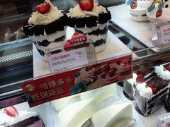 -85度C(生甜甜圈研究工坊·上海局门店)