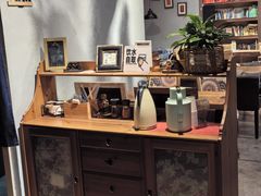 -房角石咖啡与书(吉大南校店)