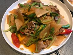 酸萝卜牛肉-日上三甘(三里屯店)