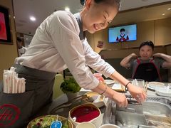 -海底捞火锅(银泰中心店)